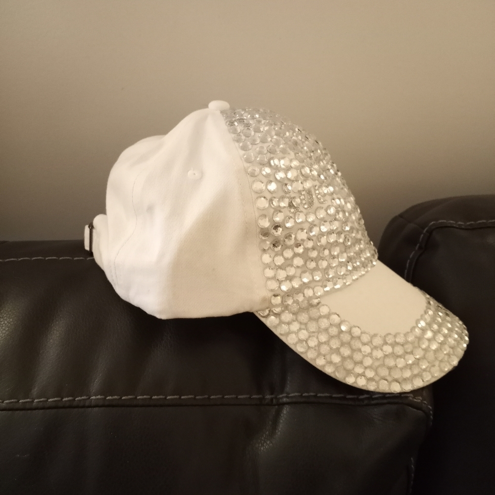 Baseball cap - Picture 2 of 2